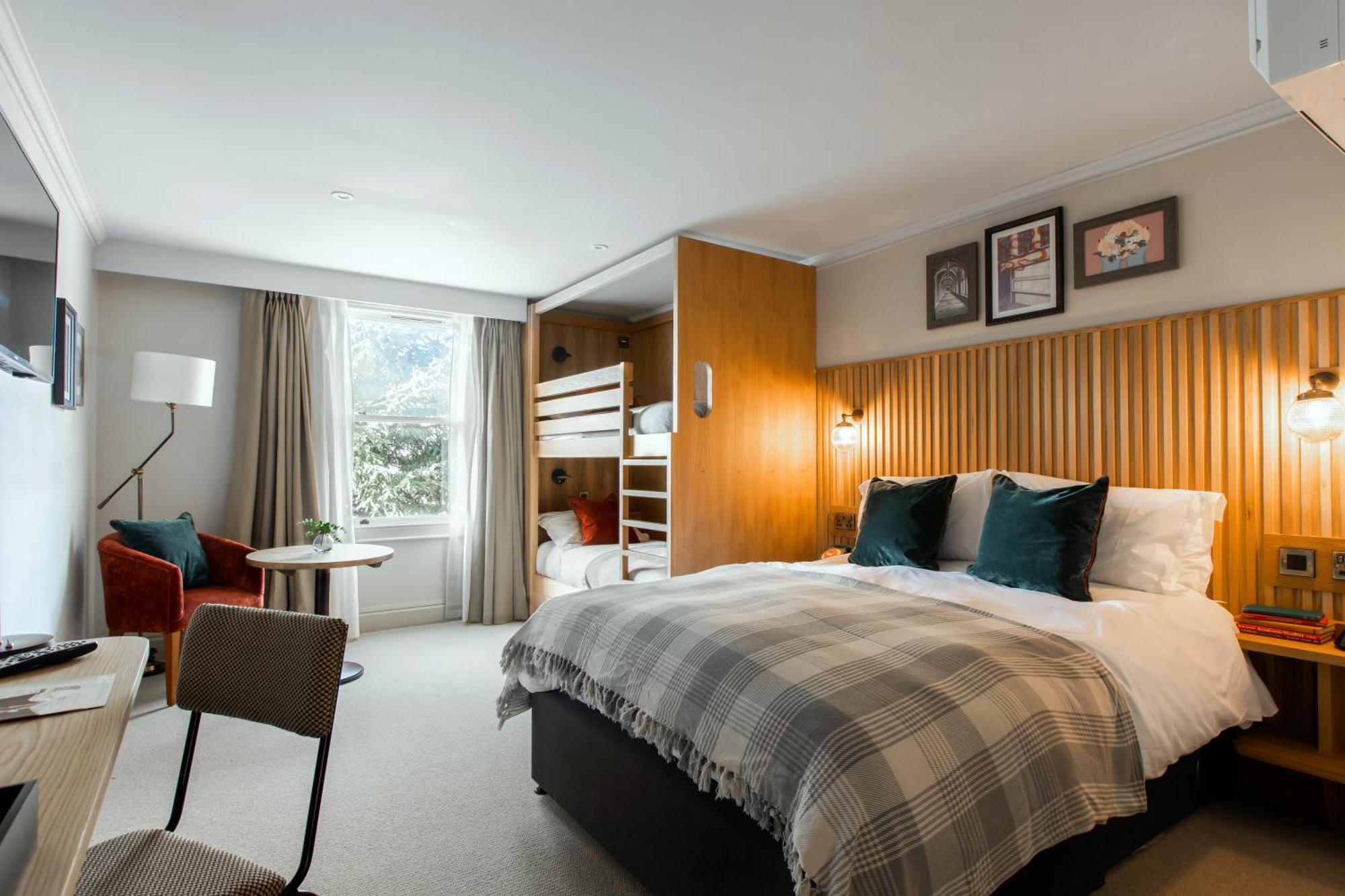 The Park 3* Teddington