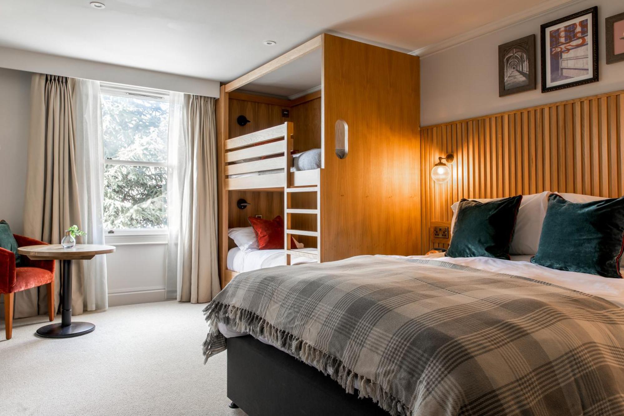 The Park 3* Teddington