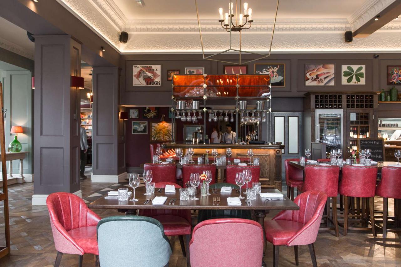 The Park 3* Teddington