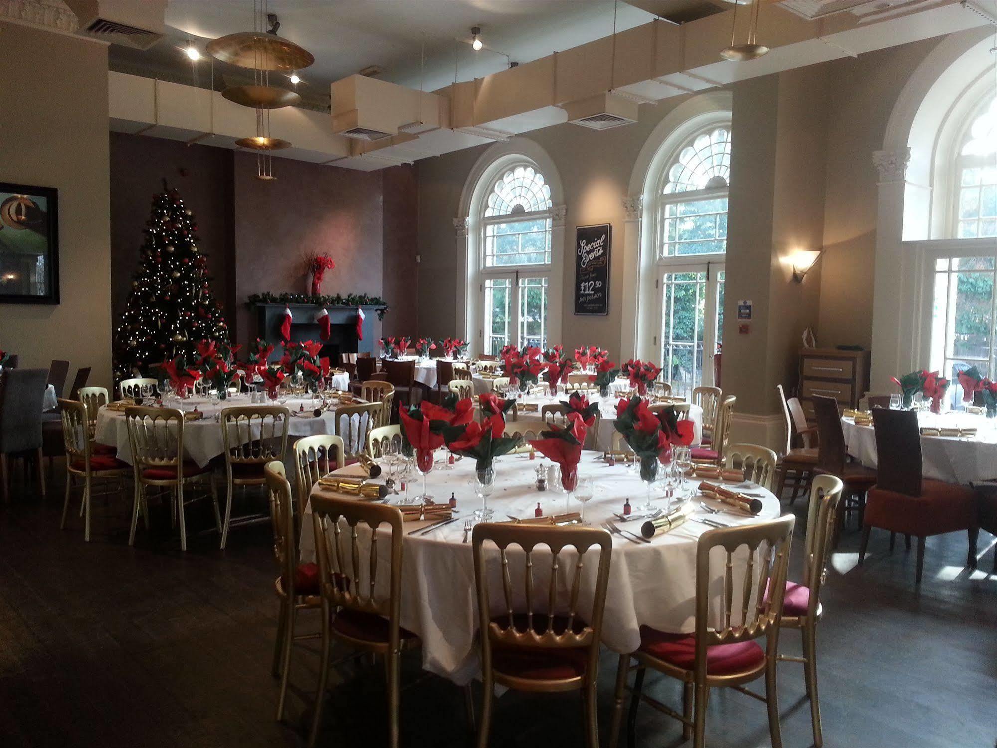 Hotel The Park Teddington